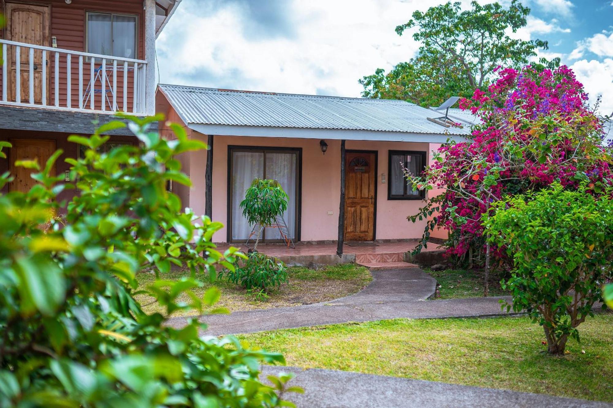 Cabanas Vaiora Hanga Roa Exterior foto